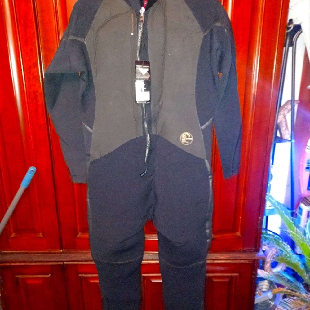 O'Neil Wetsuit small mens